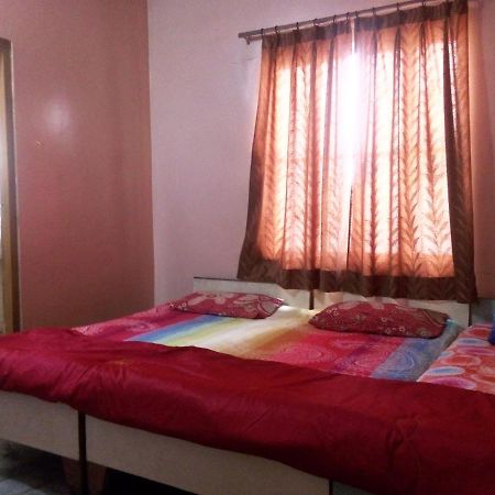 Hotel Om Palace - Couple Friendly & Local Id Accepted Jaipur Eksteriør bilde